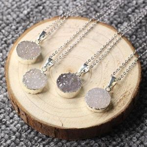 Glittering Round Agate Druzy Necklace